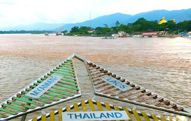 excursion à la journée dans les montagnes de chiang rai jusqu'au triangle d'or